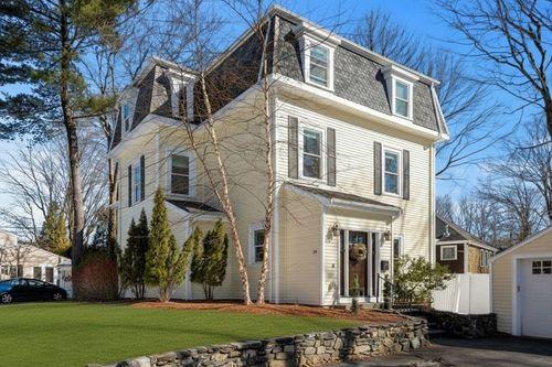 28 Mercer Rd, Needham, MA, 02494-1613 | Card Image