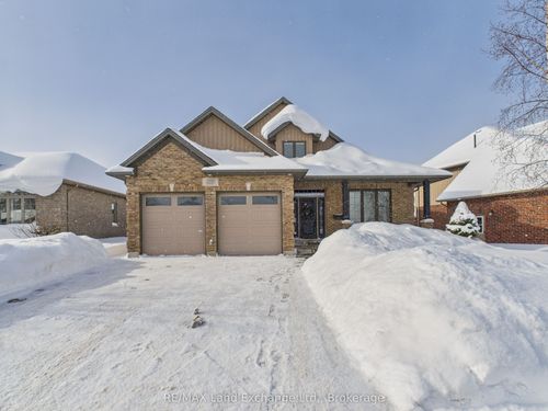 276 Wieck Blvd, Kincardine, ON, N2Z0A8 | Card Image