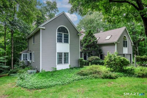 21 Farm Rd, Sherman, CT, 06784-1323 | Card Image