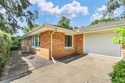 2103 Burlison Dr, Urbana, IL, 61801-6605 | Card Image