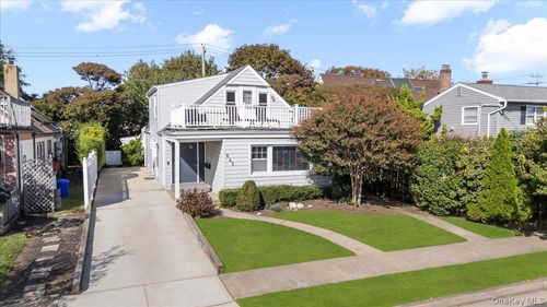 845 Walnut St, Long Beach, NY, 11561-3825 | Card Image