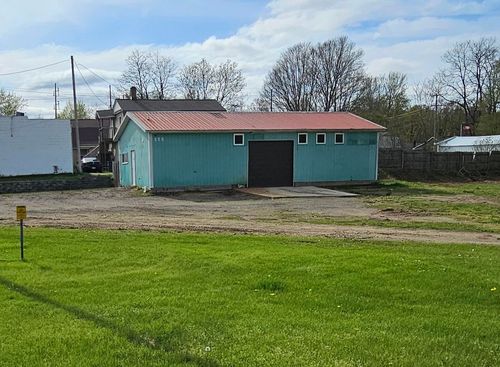 305 E Michigan Ave, Augusta, MI, 49012-9306 | Card Image