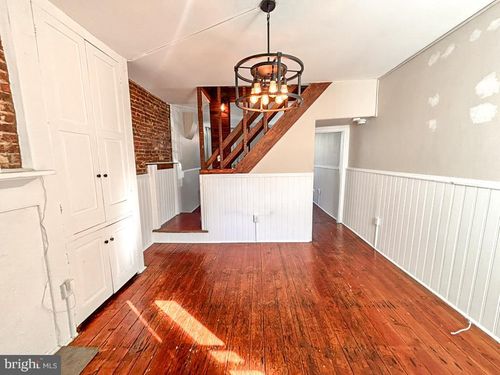 310 E Miner St, WEST CHESTER, PA, 19382-3128 | Card Image