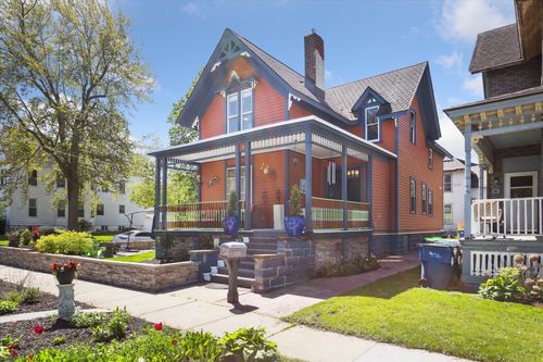 1010 6th Street Street, Bay City, MI, 48708 | Card Image