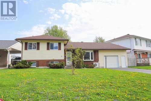 34 Taskar Dr, Sault Ste. Marie, ON, P6A6M8 | Card Image