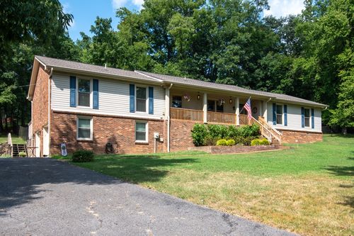 107 Fawn Ct, Hendersonville, TN, 37075-9767 | Card Image