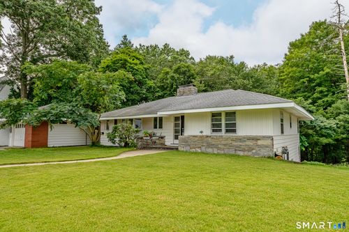 35 Gilman St, Putnam, CT, 06260-1811 | Card Image