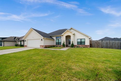 409 Meadows Ct, Chandler, TX, 75758-1279 | Card Image