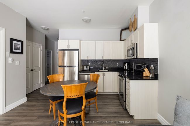 113 - 501 Frontenac St, Condo with 1 bedrooms, 1 bathrooms and null parking in Kingston ON | Image 6