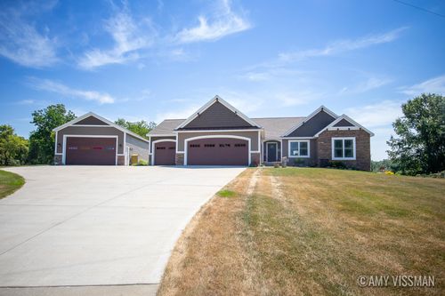 7774 Timpson Ave Se, Alto, MI, 49302-9066 | Card Image
