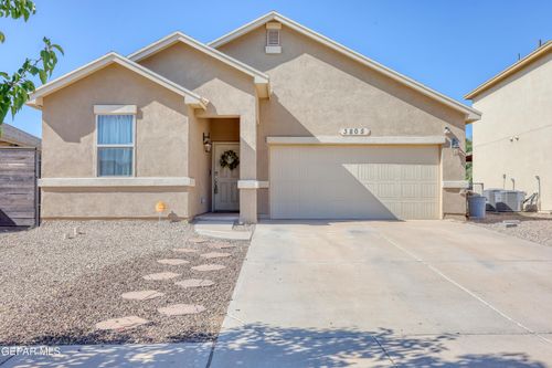 3805 Loma Reina Way, El Paso, TX, 79938 | Card Image