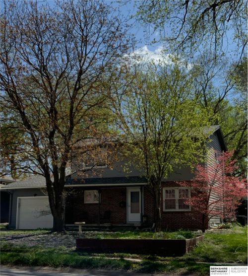 4875 Oaks Lane, Omaha, NE, 68137 | Card Image