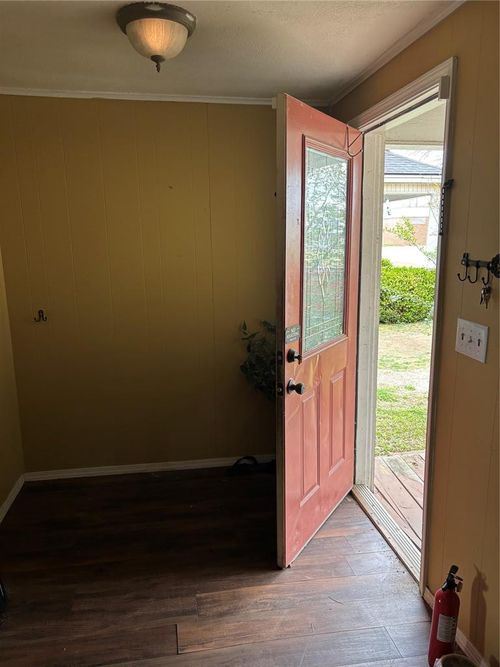 512 Poplar St, Sapulpa, OK, 74066-4131 | Card Image