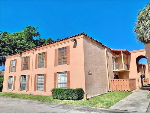 apt-f8-7230 Fairway Dr, Miami Lakes, FL, 33014-6963 | Card Image