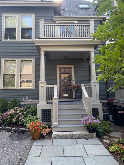 b-80 Upland Rd, Cambridge, MA, 02140-2704 | Card Image