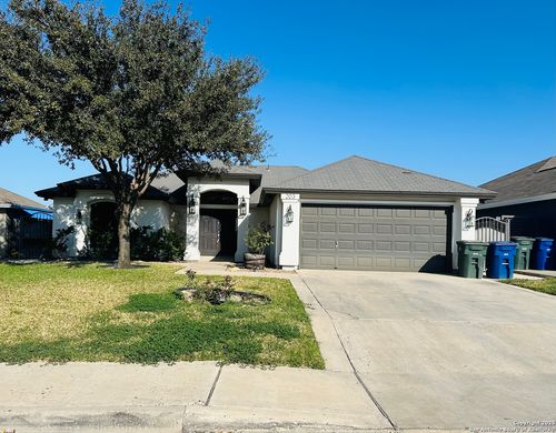 203 Royal Oaks, Laredo, TX, 78043 | Card Image