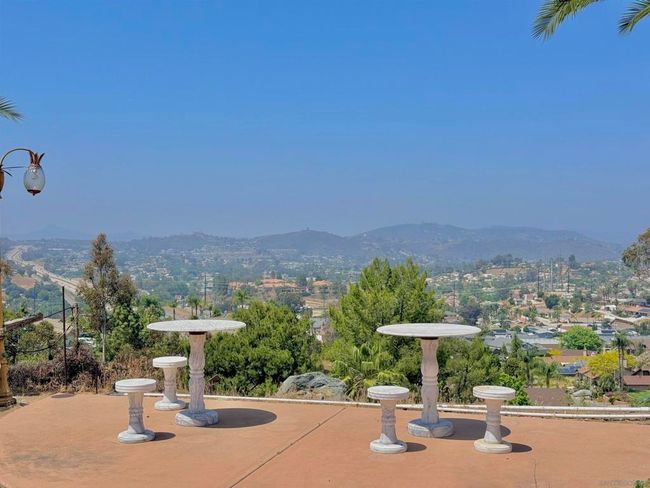 9189 Vista Entrada, House other with 4 bedrooms, 4 bathrooms and 12 parking in Lakeside CA | Image 38