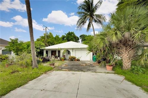 509 110th Ave N, Naples, FL, 34108-1815 | Card Image