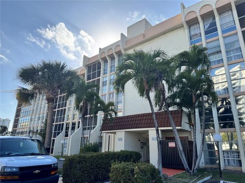 103-701 Three Islands Blvd, Hallandale Beach, FL, 33009-2848 | Card Image