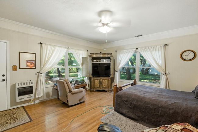 1111 W 8 Th St, House other with 3 bedrooms, 3 bathrooms and null parking in Cisco TX | Image 17