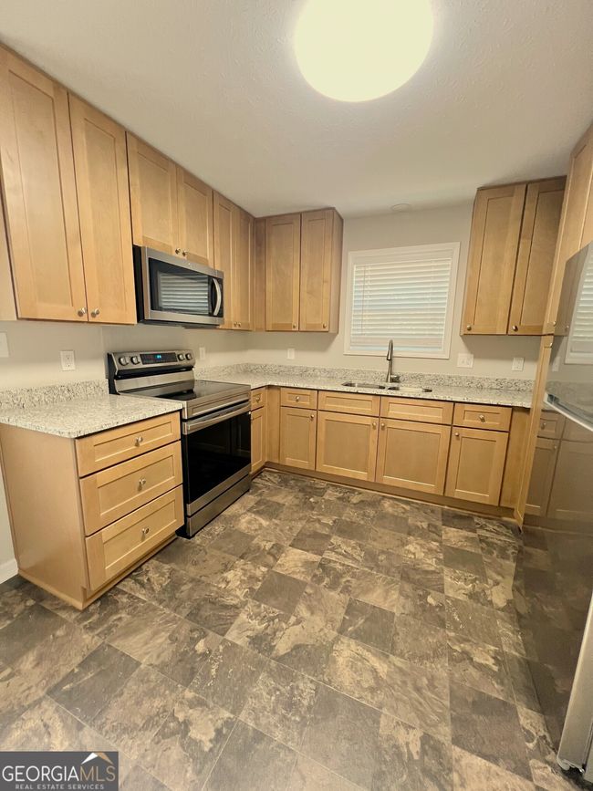35 River Valley Dr, House other with 4 bedrooms, 2 bathrooms and null parking in Carrollton GA | Image 7