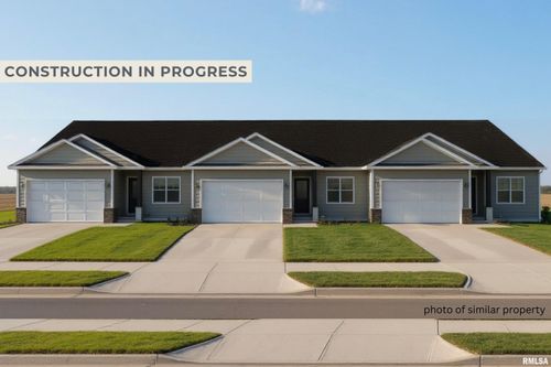 101-1875 Redbud Cir, Eldridge, IA, 52748-9734 | Card Image