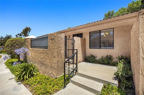 8-4692 Lakeview Ave, Yorba Linda, CA, 92886-2487 | Card Image