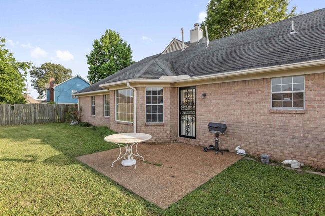 8294 Whispering View Dr, House other with 3 bedrooms, 2 bathrooms and null parking in Memphis TN | Image 25