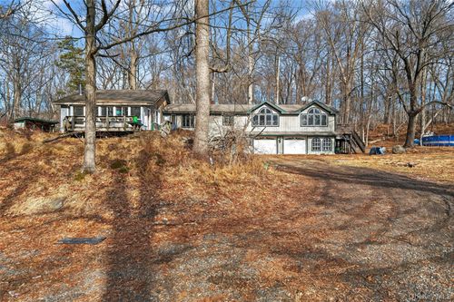 48 Chardavoyne Rd, Warwick, NY, 10990-2209 | Card Image