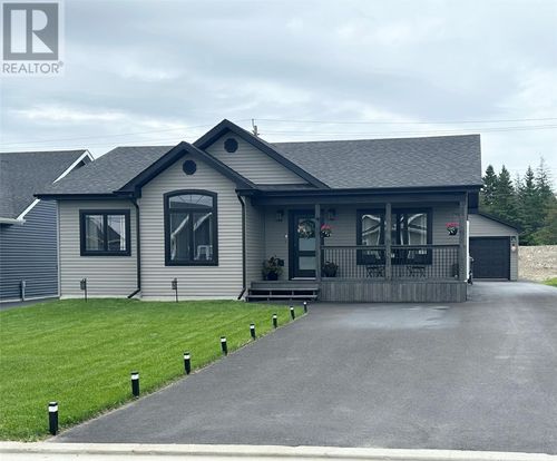 89 Bannock St, Gander, NL, A1V0G5 | Card Image