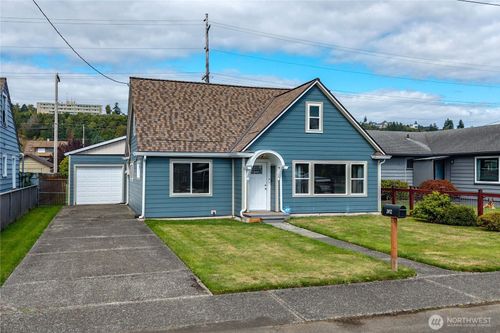 2412 Aberdeen Ave, Aberdeen, WA, 98520-3507 | Card Image