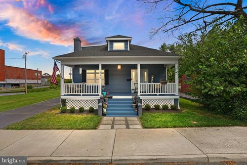 580 N Braddock St, WINCHESTER, VA, 22601-3924 | Card Image