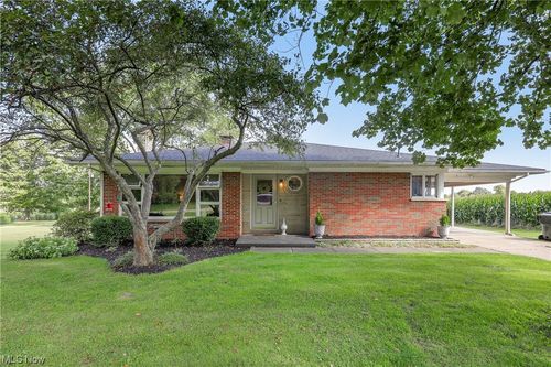 5733 State Route 212 Ne, Somerdale, OH, 44678-4915 | Card Image