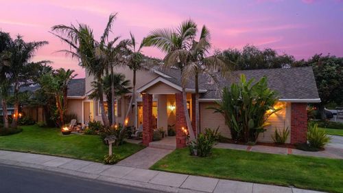 388 Greenbrier Rd, Half Moon Bay, CA, 94019 | Card Image