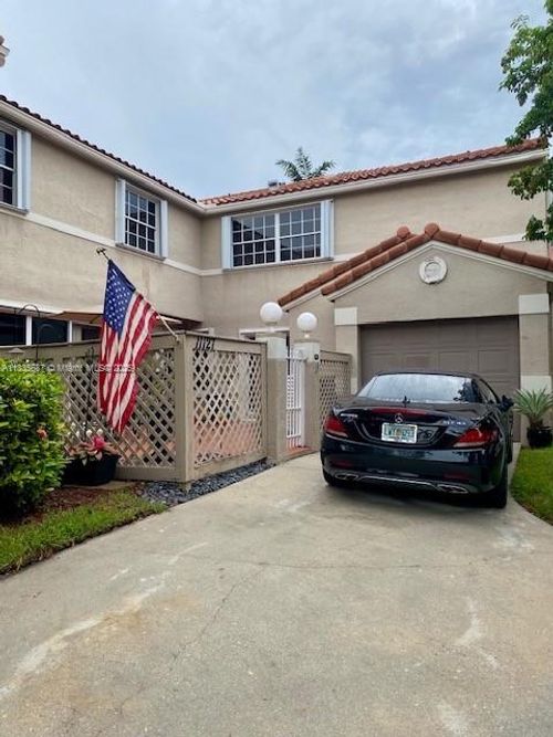 11127 Long Boat Dr, Hollywood, FL, 33026-4728 | Card Image