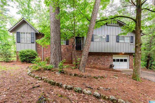 1421 Brewster Cir, BIRMINGHAM, AL, 35235-2805 | Card Image
