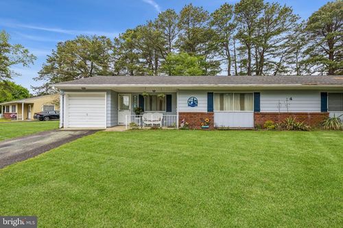 b-4 Ohio Dr, Whiting, NJ, 08759-1427 | Card Image