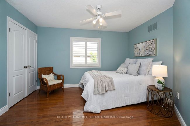 10 Meadowglen Blvd, House other with 4 bedrooms, 4 bathrooms and 2 parking in Georgetown ON | Image 32