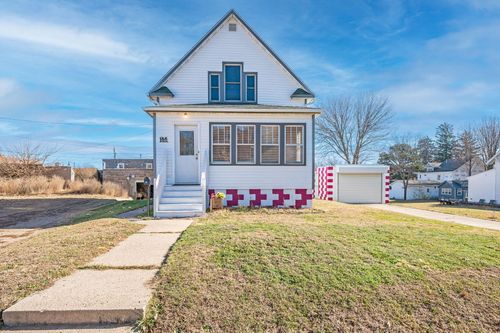 209 S Main St, Fairmont, MN, 56031-1801 | Card Image