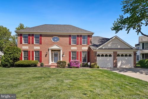 10239 Bethany Ct, MANASSAS, VA, 20110-6642 | Card Image