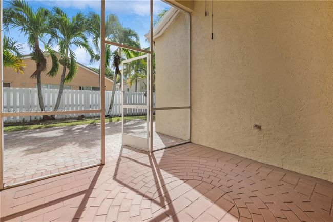 4915 Sw 166th Ave, House other with 4 bedrooms, 2 bathrooms and null parking in Miramar FL | Image 13