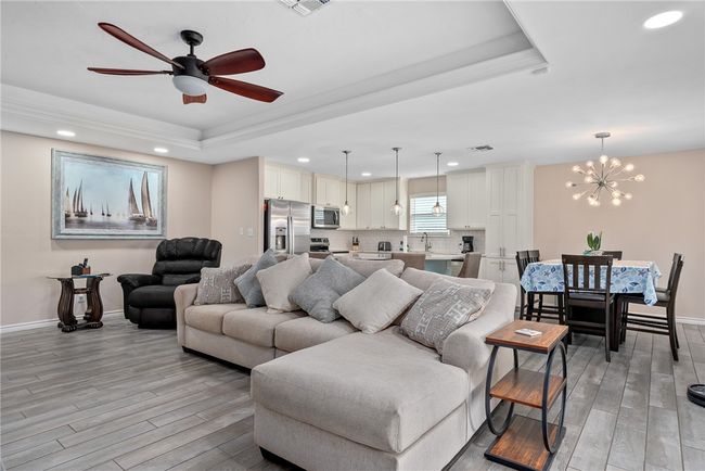 2371 Scotts Cir, House other with 3 bedrooms, 2 bathrooms and null parking in Ingleside TX | Image 12