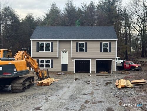 14 South St, Brooklyn, CT, 06234-3418 | Card Image