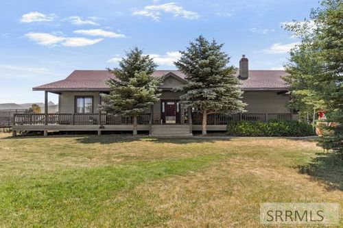 7083 Pine Mountain View Rd, Victor, ID, 83455-4662 | Card Image