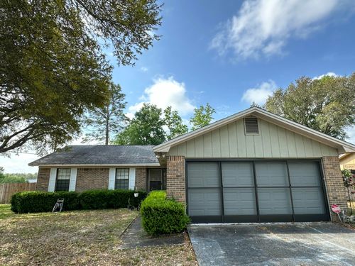101 Campbell Ave, Crestview, FL, 32536-9203 | Card Image