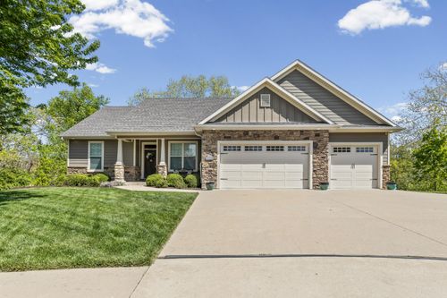 2009 Devonshire Dr, Columbia, MO, 65203-7037 | Card Image