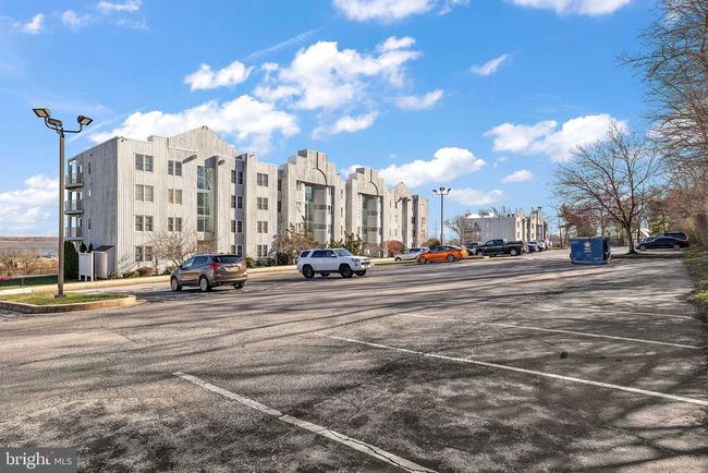 F-5 - 5211 Le Parc Dr, Condo with 2 bedrooms, 2 bathrooms and null parking in WILMINGTON DE | Image 23