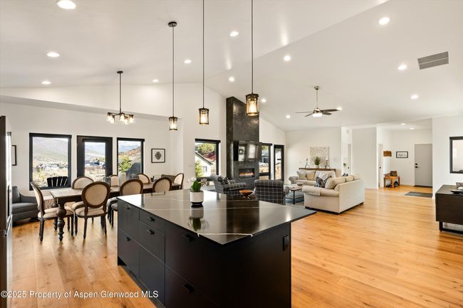 950 Hidden Valley Dr, House other with 3 bedrooms, 3 bathrooms and null parking in Glenwood Springs CO | Image 9