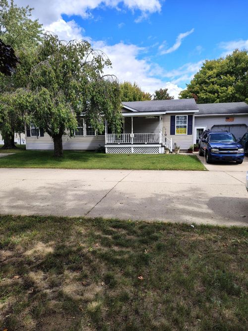 1978 Colonial Ln, Muskegon, MI, 49442-6809 | Card Image