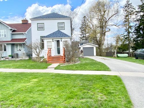 140 Vale Avenue, Newmarket, ON, L3Y3N4 | Card Image